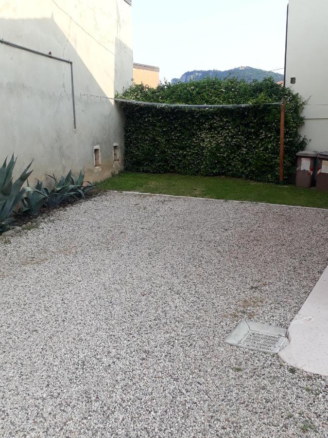 Apartamento Lab Stylist House Costermano Exterior foto